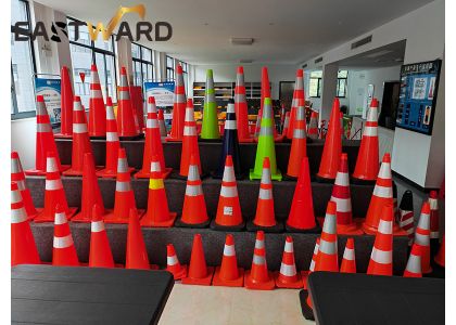 How to Choose the Right Traffic Cones?